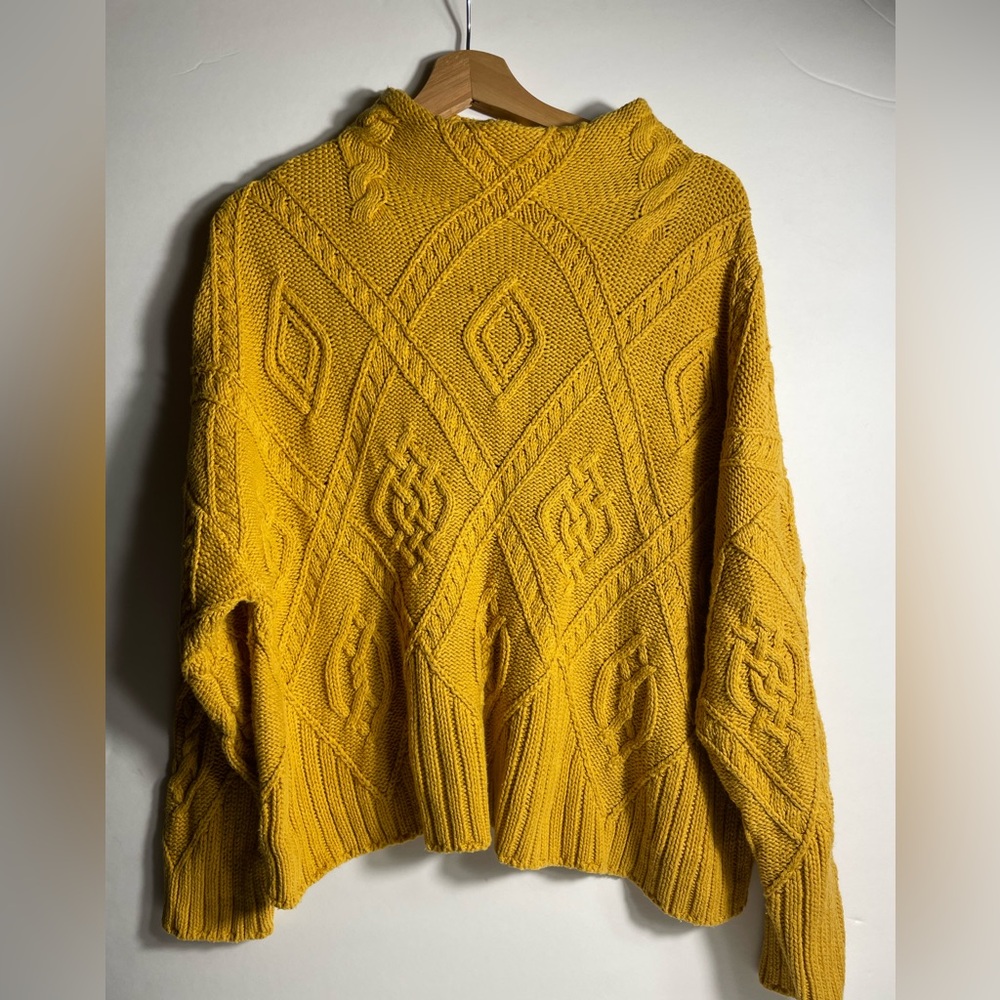 Melrose and Market Yellow Cable Knit Sweater Long Sleeves Size M